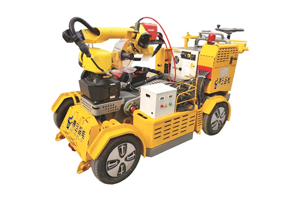 行走式可升降自动焊接小车